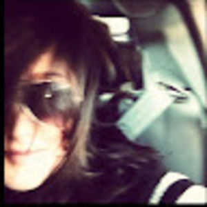 Meet your Posher, Dana